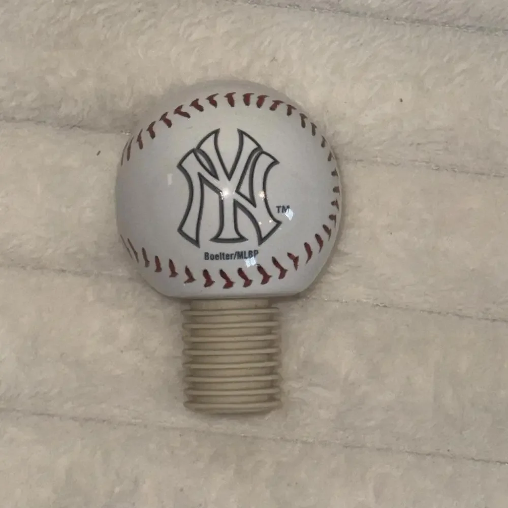 New York‎ Yankees Wine Stopper Baseball MLB Logo